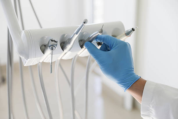 Professional Emergency Dentist technician working in Waldwick, NJ